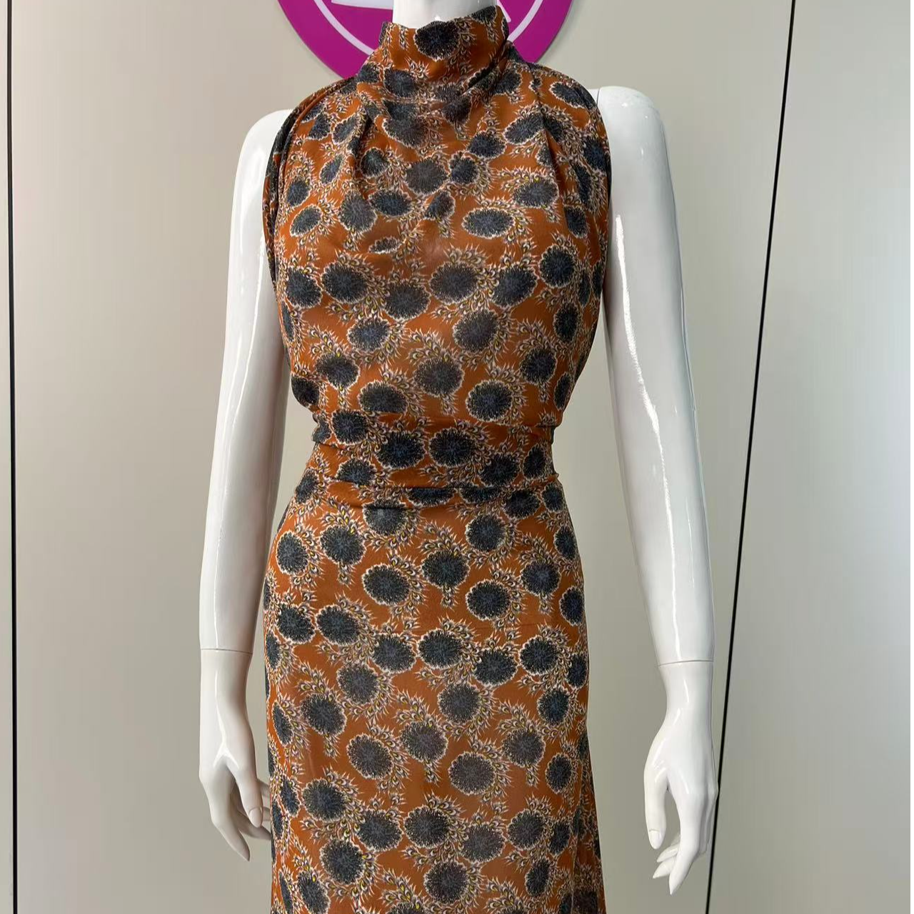 橘色点子雪纺面料福利款