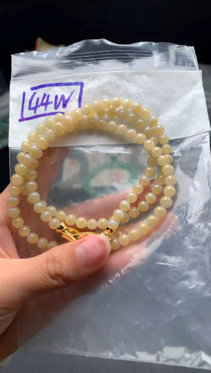 未镶嵌挂件翡翠47卡5.4