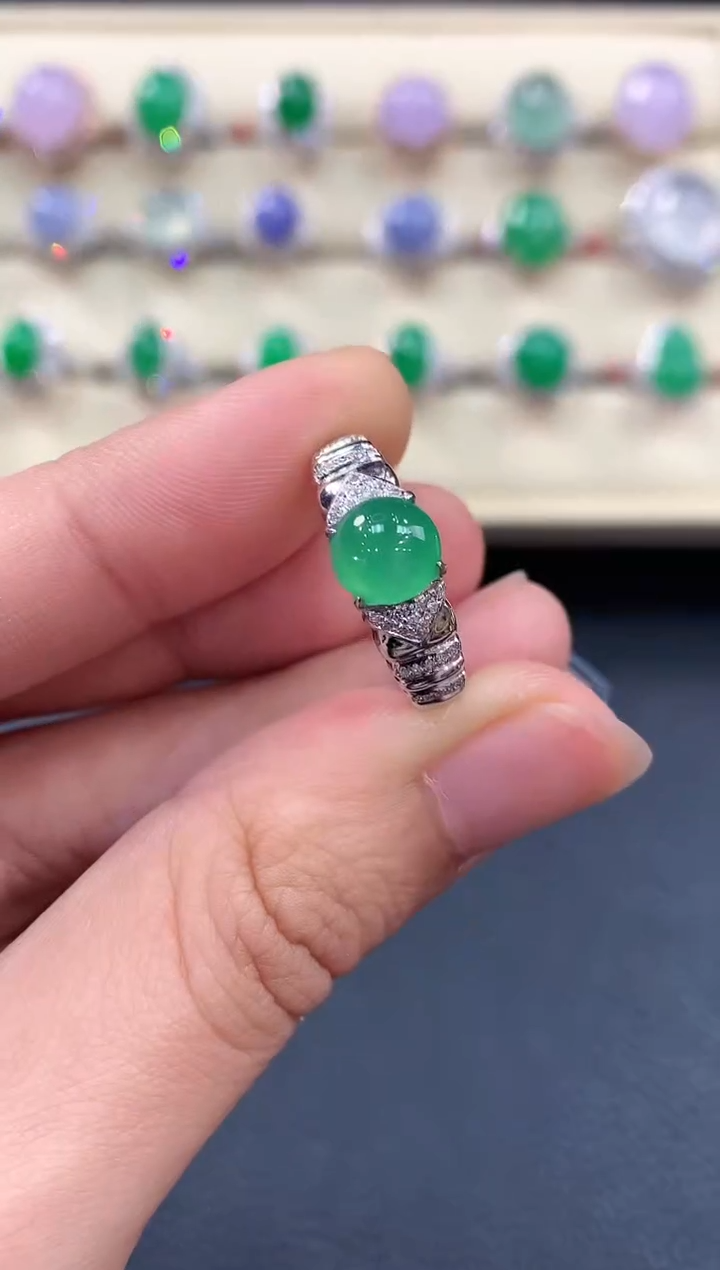 【闪购商品】翡翠戒指18K金镶嵌B158    