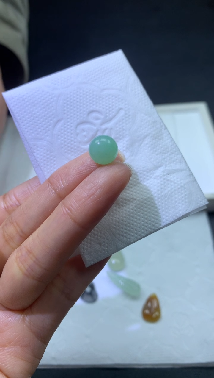 【闪购商品】定制翡翠未镶嵌珠