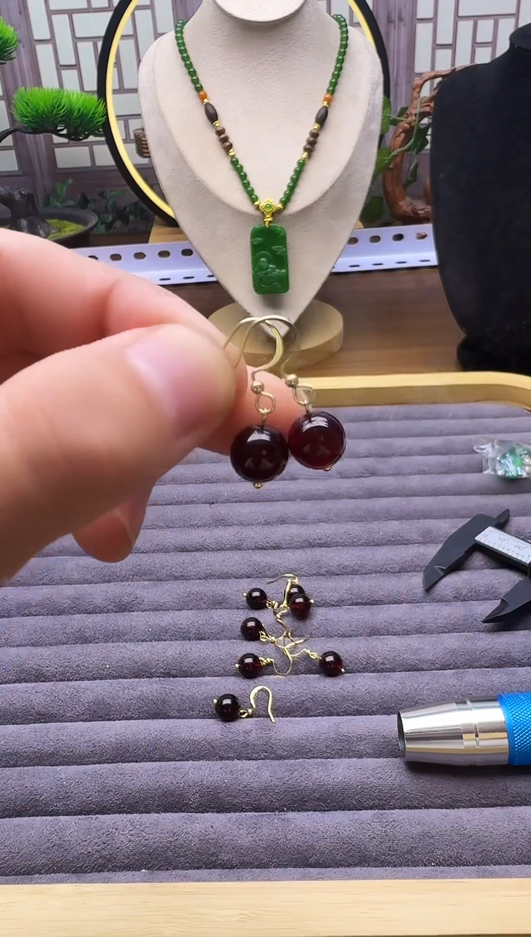 血珀14K金镶嵌耳饰E29     