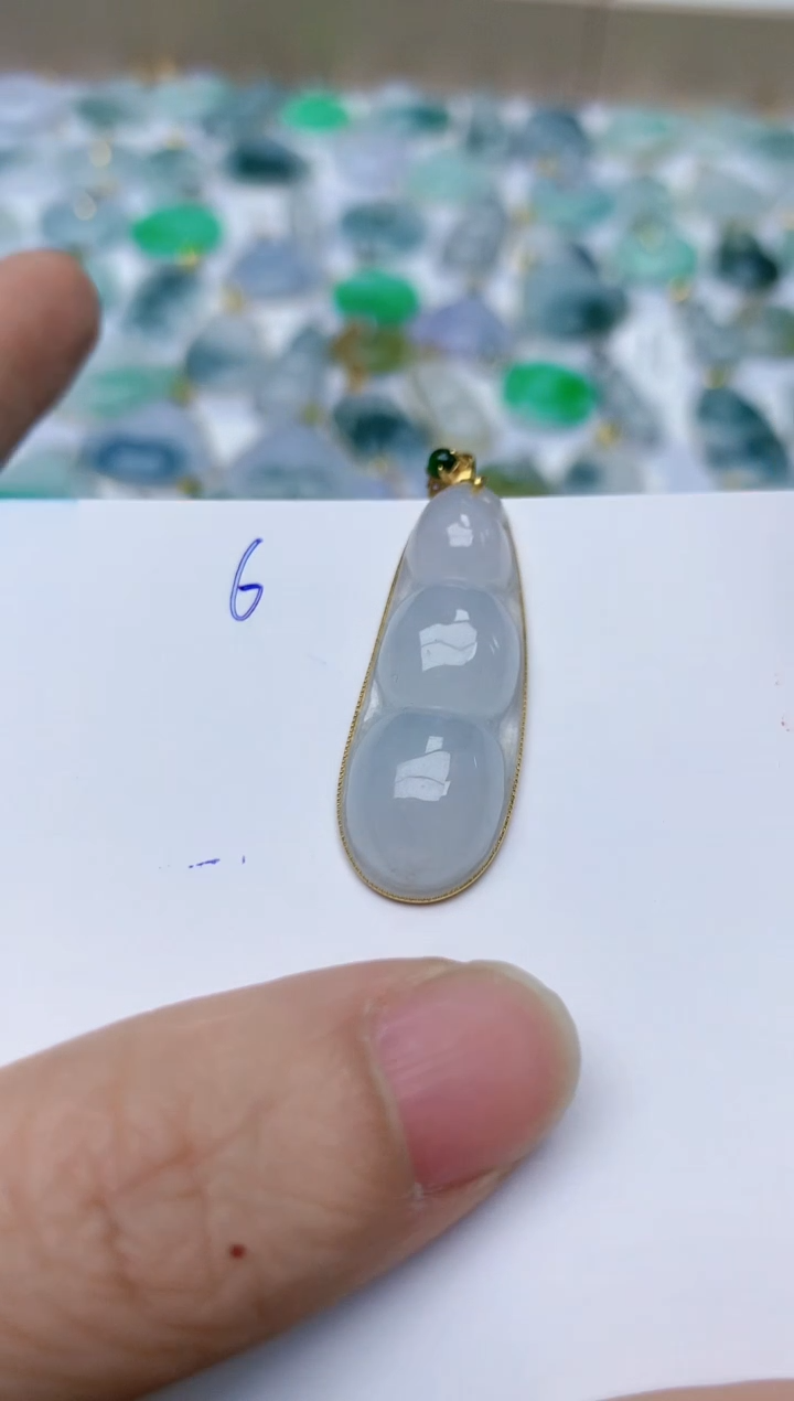【闪购商品】翡翠颈饰18K金镶嵌天然翡翠A货    6