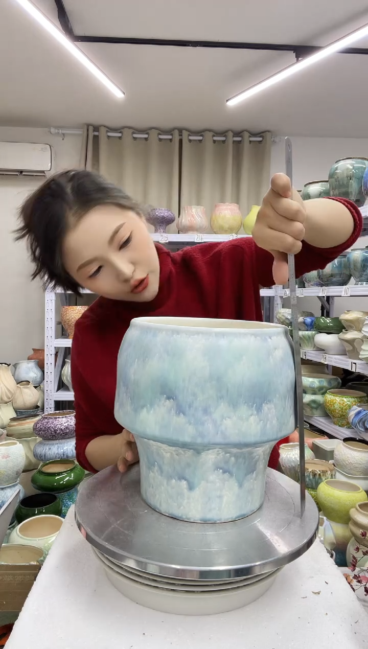 【1.3】花盆尺寸高：22 口：17