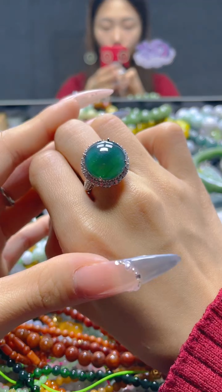 颈饰未镶嵌翡翠/K/翡翠A货，一件也是批发价