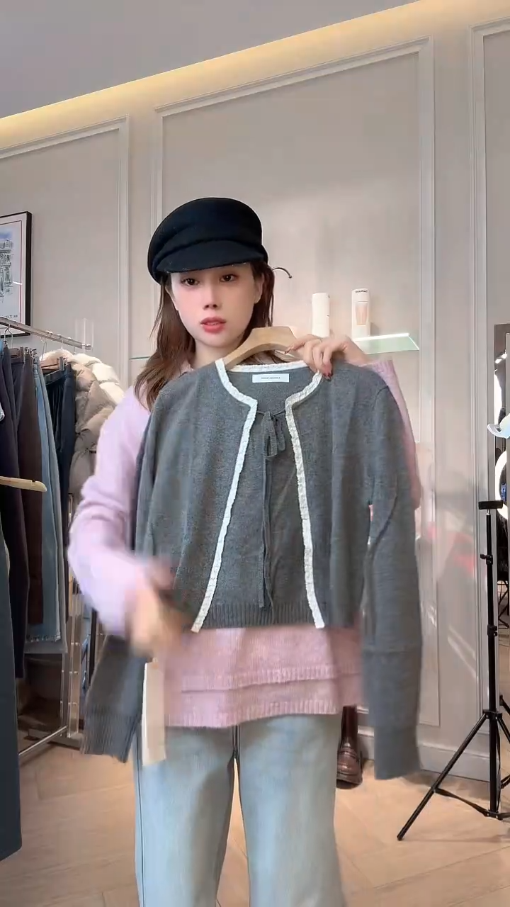 简白 羊毛针织 原价1380 拍下备注尺码sm