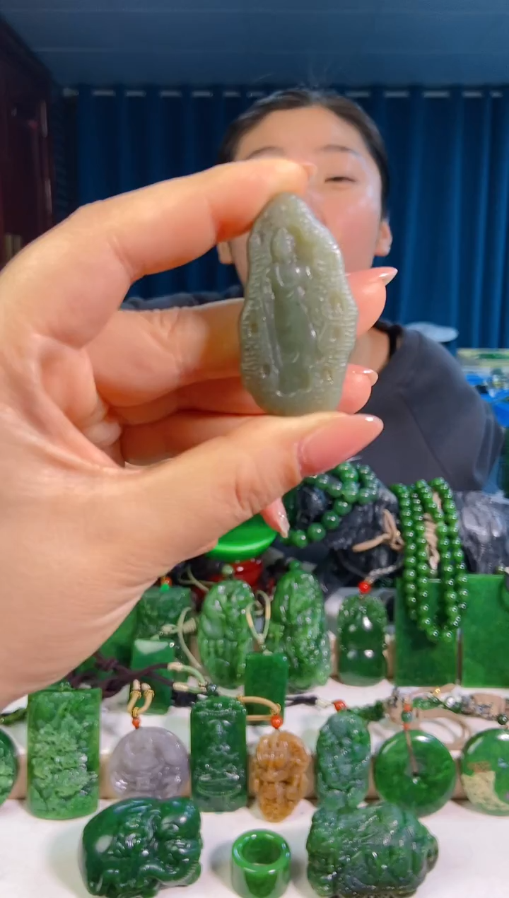 和田玉未镶嵌挂件1