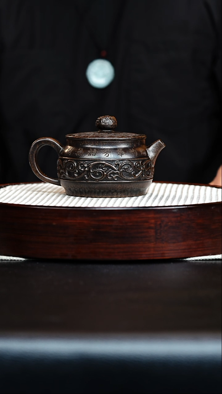 茶壶紫砂宜兴紫砂 古铜泥 郝问婷