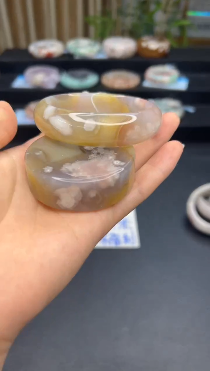 【闪购商品】石英质玉手镯未镶嵌A1238(55圈赠送镯心)