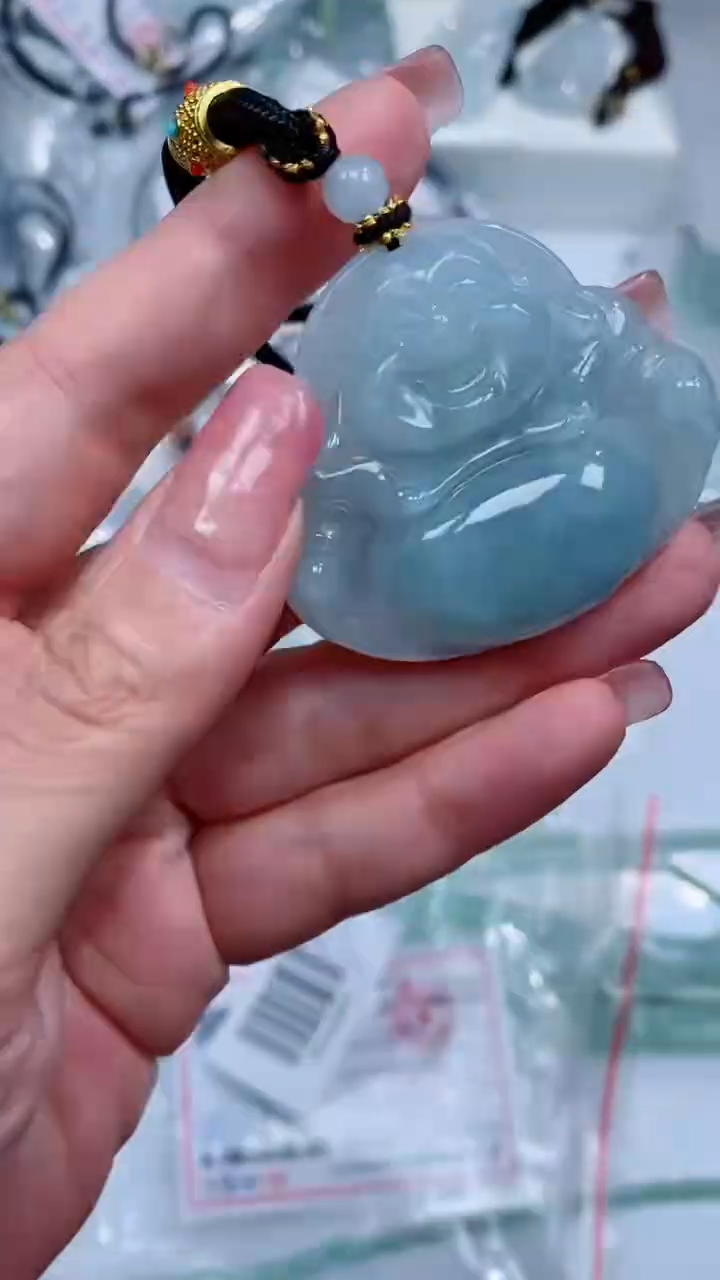 翡翠未镶嵌颈饰吊坠