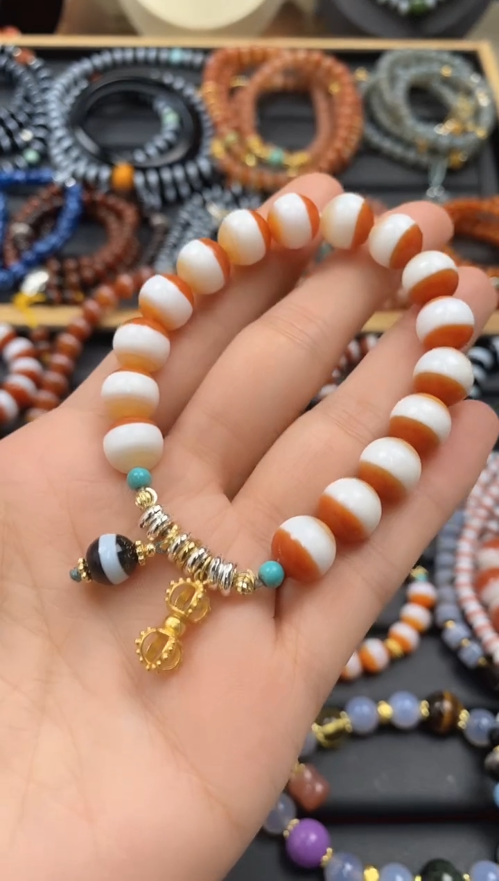 【闪购商品】玛瑙/玉髓手串未镶嵌手串