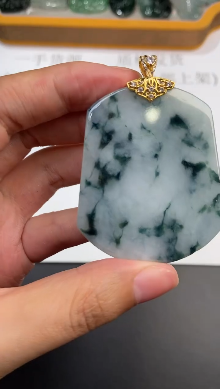 银S925镶嵌挂件翡翠373965   多人