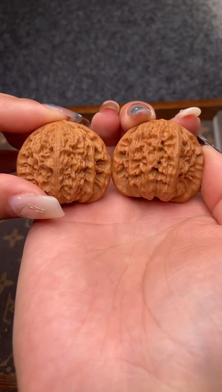 把件文玩核桃B294号38尺白狮子