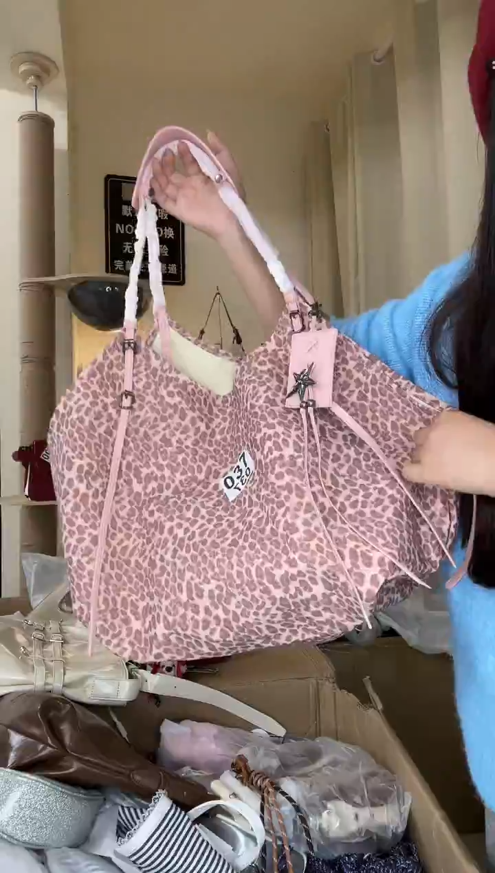 PU以直播链接为准 默认微瑕037