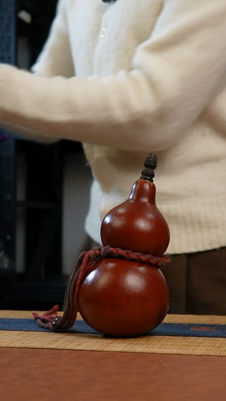 B997号 天然热水酒葫芦 一物一拍（有瑕介意勿拍）