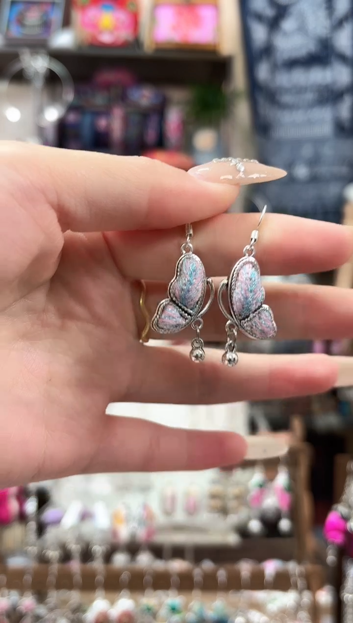 织绣民族风非遗老绣饰品551