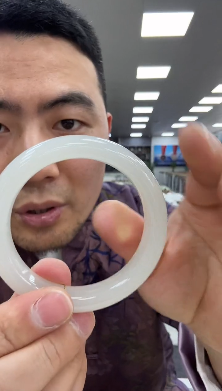 【闪购商品】和田玉手镯未镶嵌55-56  980