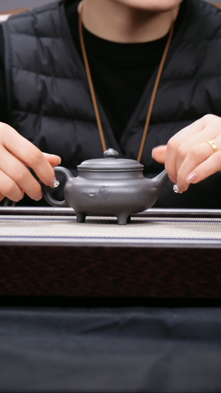 【闪购商品】紫砂茶壶天青泥  三足盉  付老师