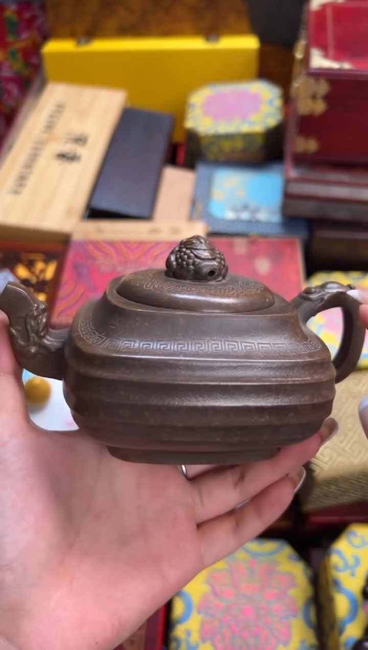 茶壶紫砂--------瓷---------195