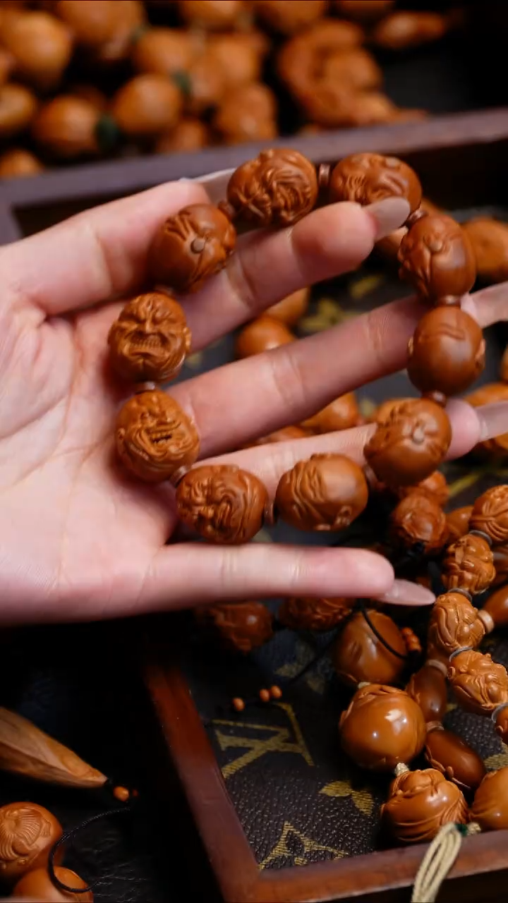 【闪购商品】橄榄核吊坠苏工橄榄核