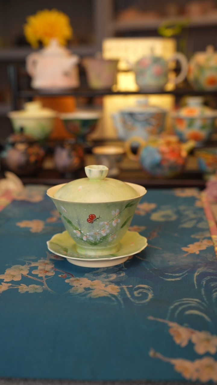 【闪购商品】手绘文心兰系列  三才盖碗