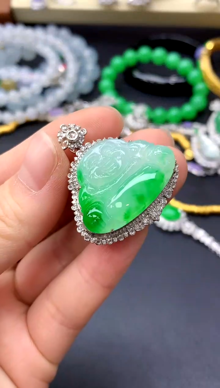 颈饰18K金镶嵌翡翠559-中国好珍宝