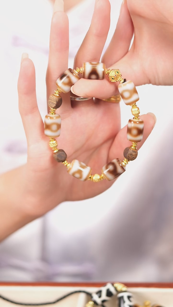 玛瑙/玉髓（覆膜）颈饰未镶嵌传世珠宝-多样性发其一