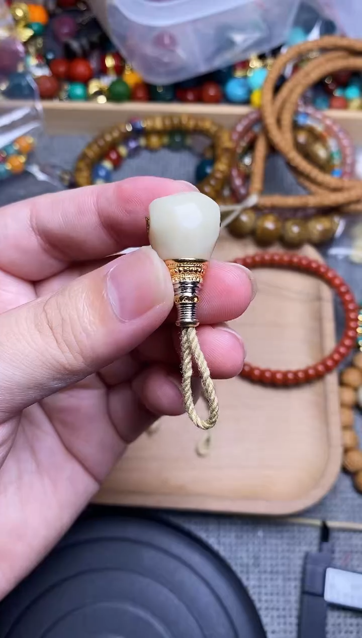 琉璃手工艺品奶白色切面分体三通 单个发