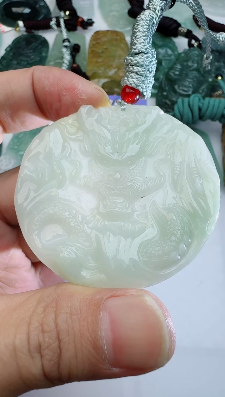 【闪购商品】翡翠颈饰未镶嵌11111111