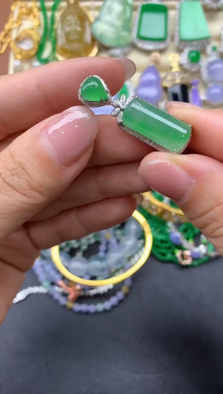 【闪购商品】翡翠颈饰18K金镶嵌351中国好珍宝