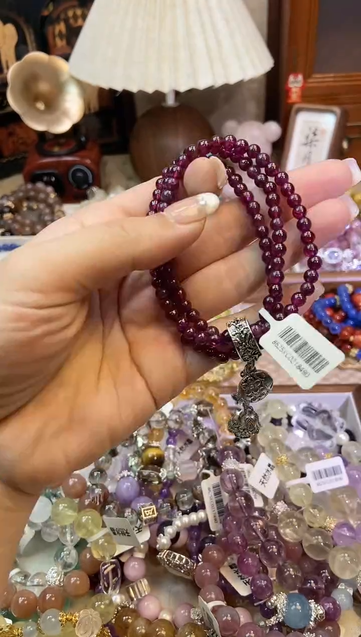 【闪购商品】石榴石（紫牙乌）手链未镶嵌304手串