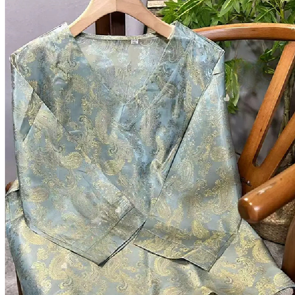 168【王公子专属】新款V领大码提花上衣