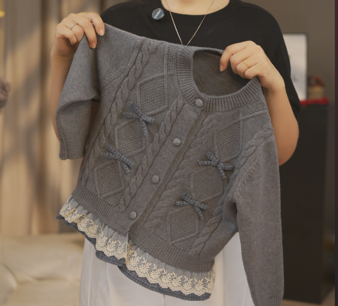 女童毛衣2025春秋新款纯色针织衫圆领蝴蝶结蕾丝开衫外套