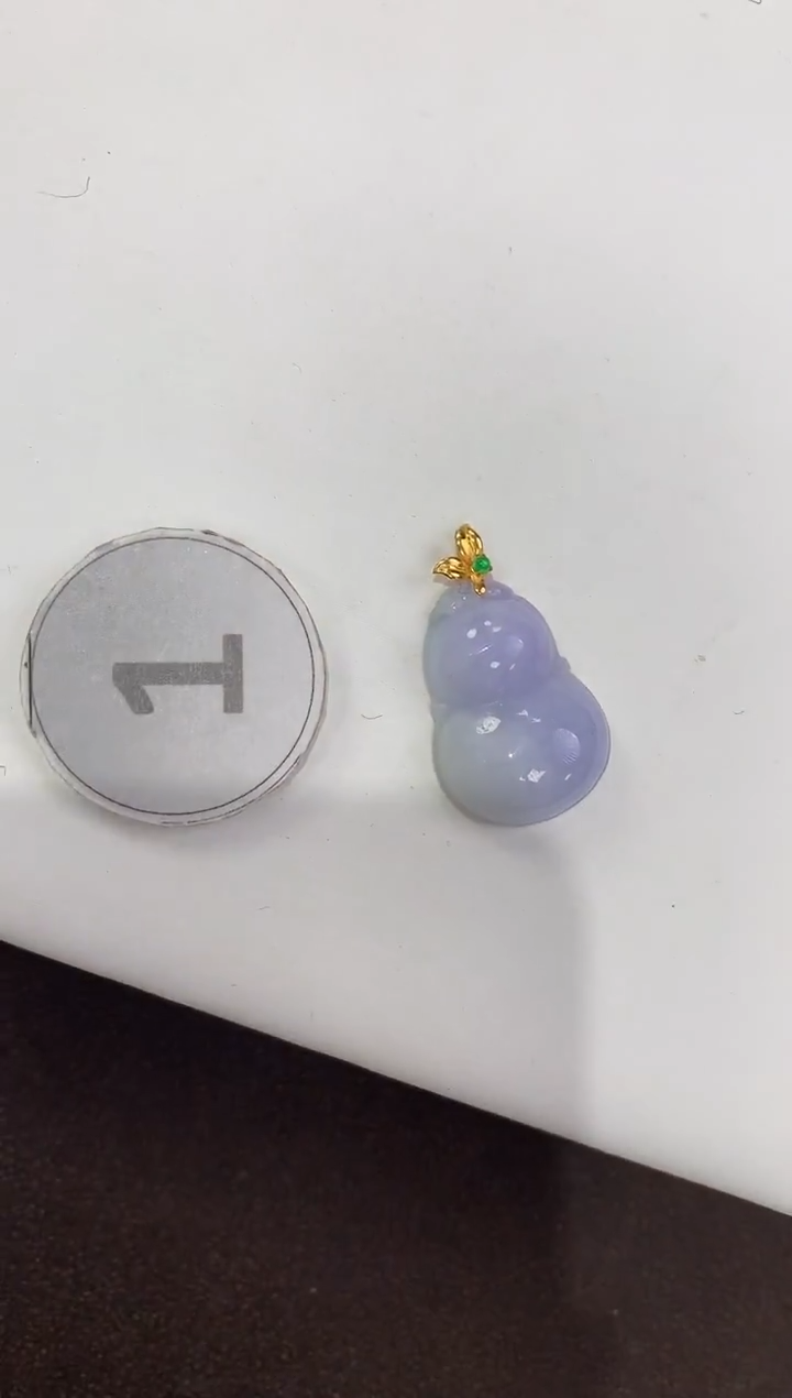 颈饰18K金镶嵌翡翠天然缅甸A货翡翠
