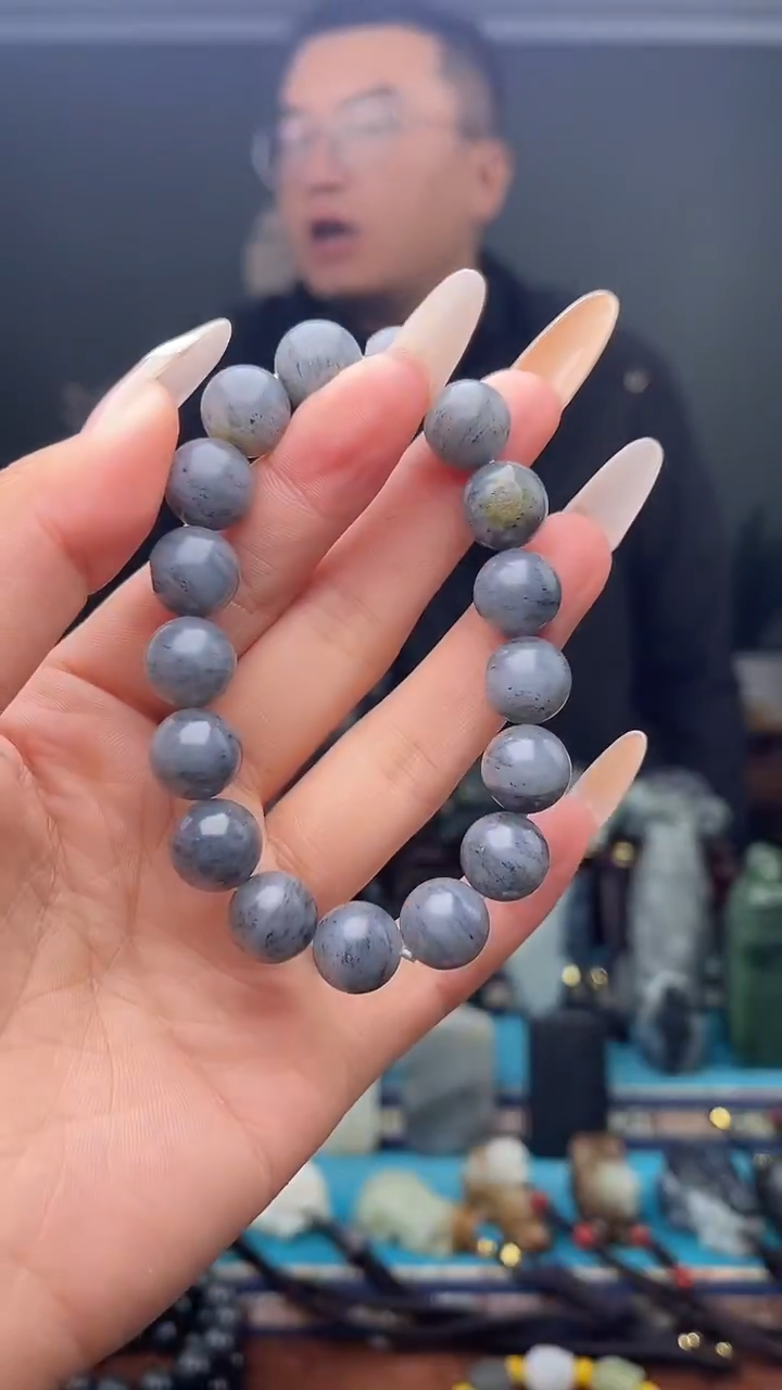 未镶嵌和田玉挂件1