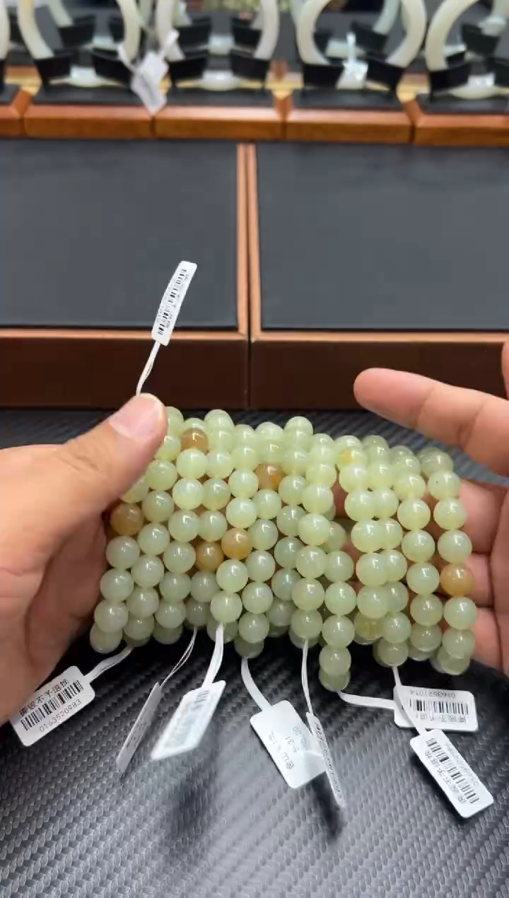 未镶嵌手串和田玉且末金山微色差卡10多样性发货拍一发一h