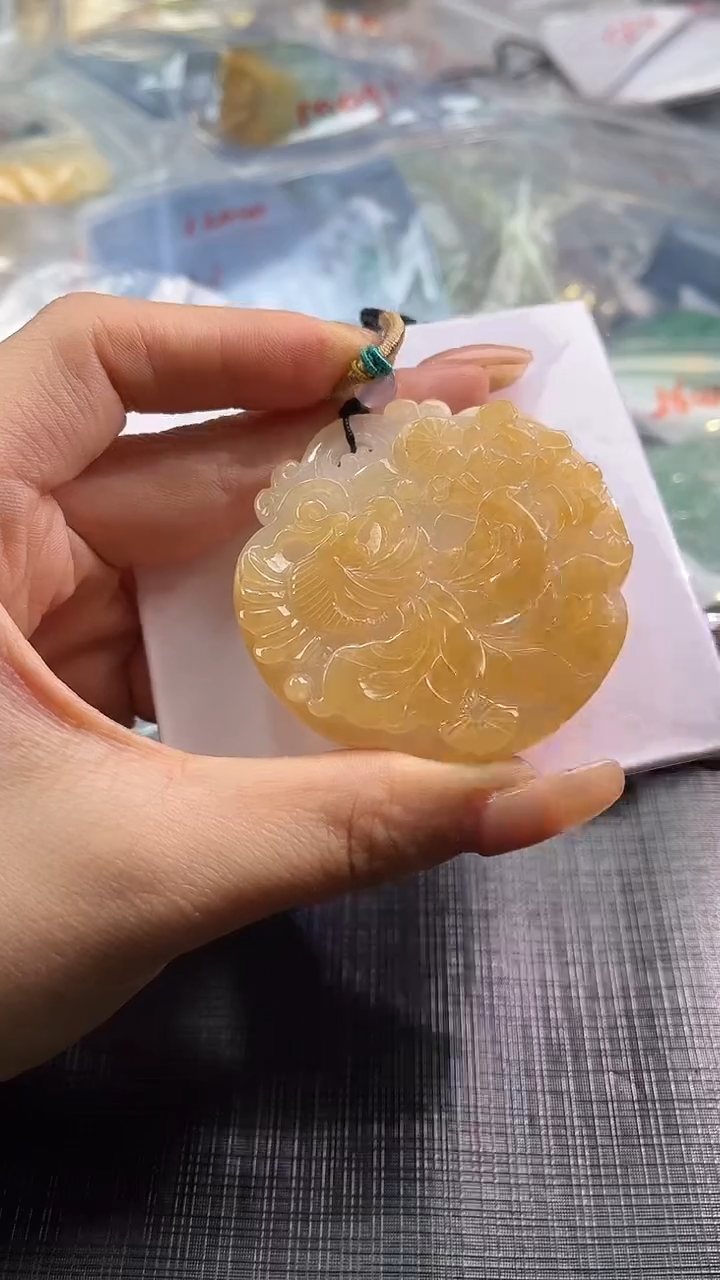 【闪购商品】翡翠颈饰未镶嵌100639322