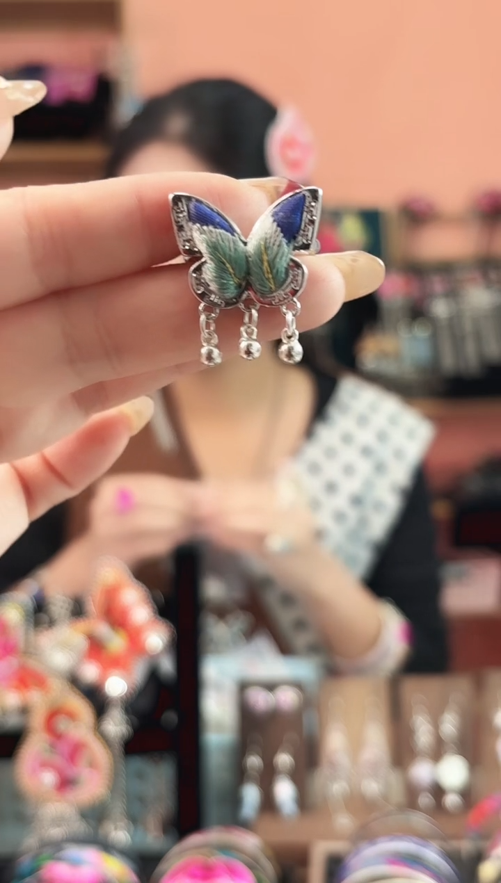 织绣艺枝独绣手工饰品43