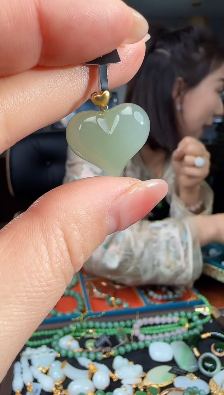 吊坠(不含链)18K金镶嵌和田玉1