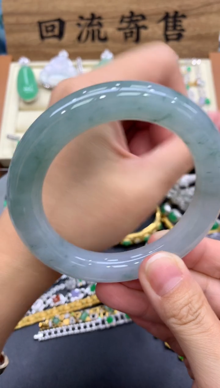 翡翠未镶嵌手镯653-中国好珍宝