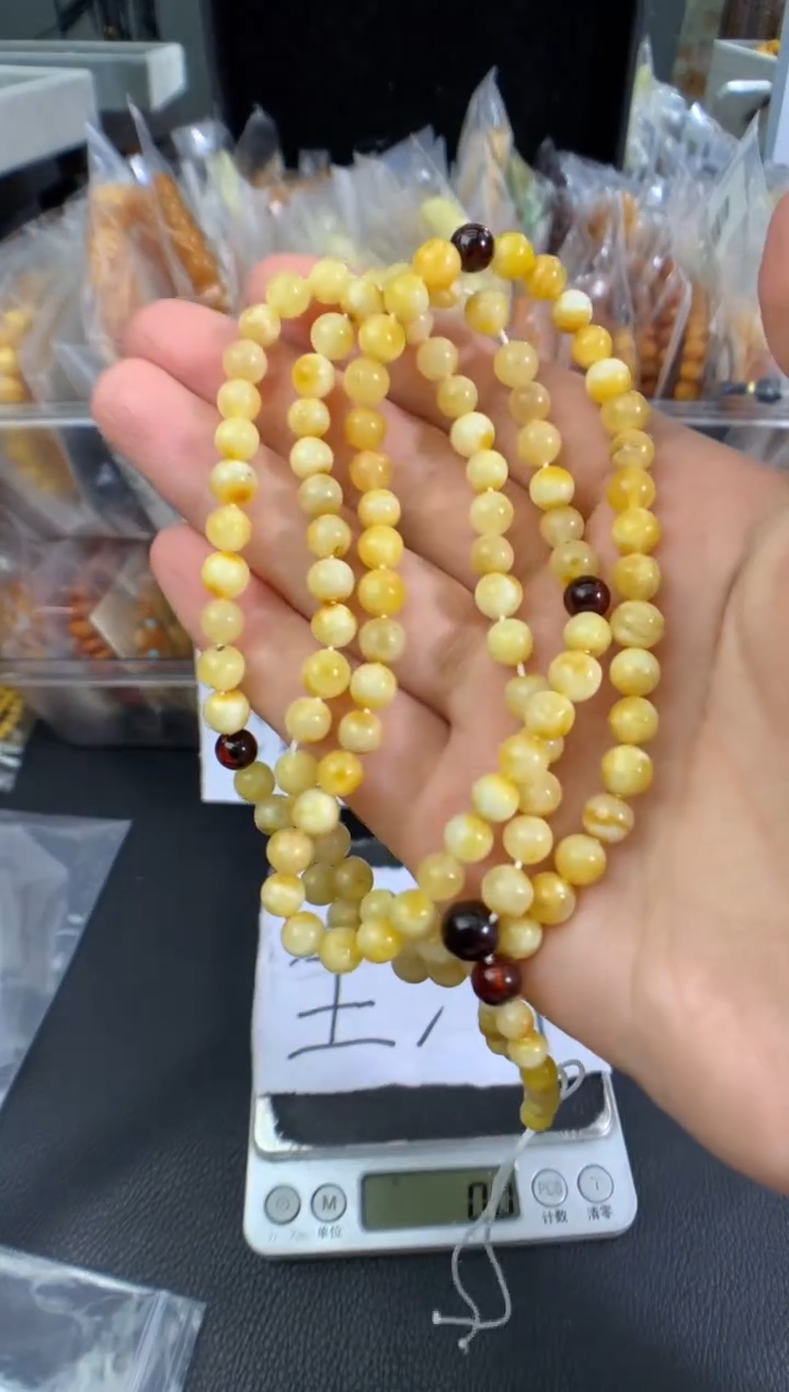 蜜蜡未镶嵌珠宝奇石1