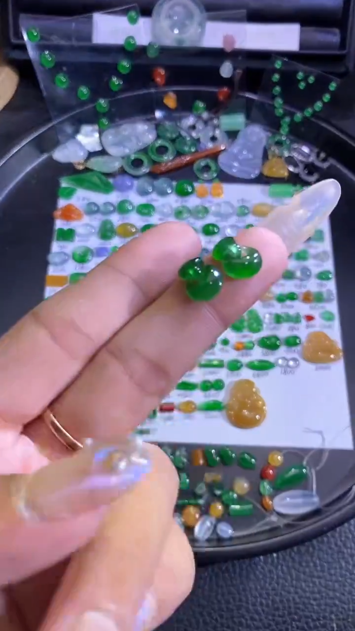 未镶嵌挂件翡翠扣子