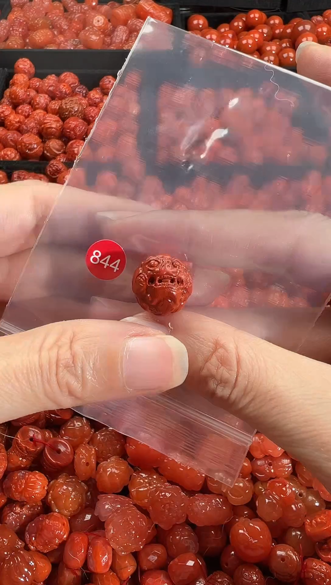 颈饰未镶嵌南红玛瑙1