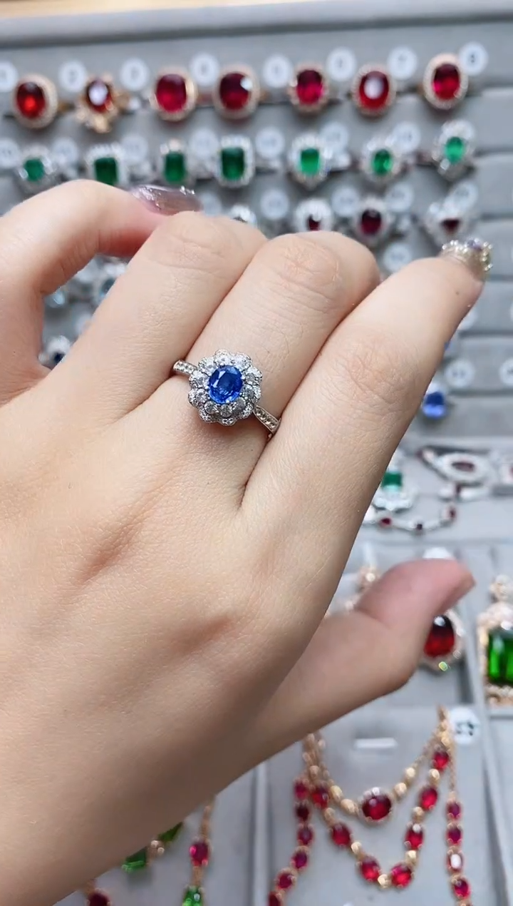 【闪购商品】蓝宝石18K金戒指18K金镶嵌·