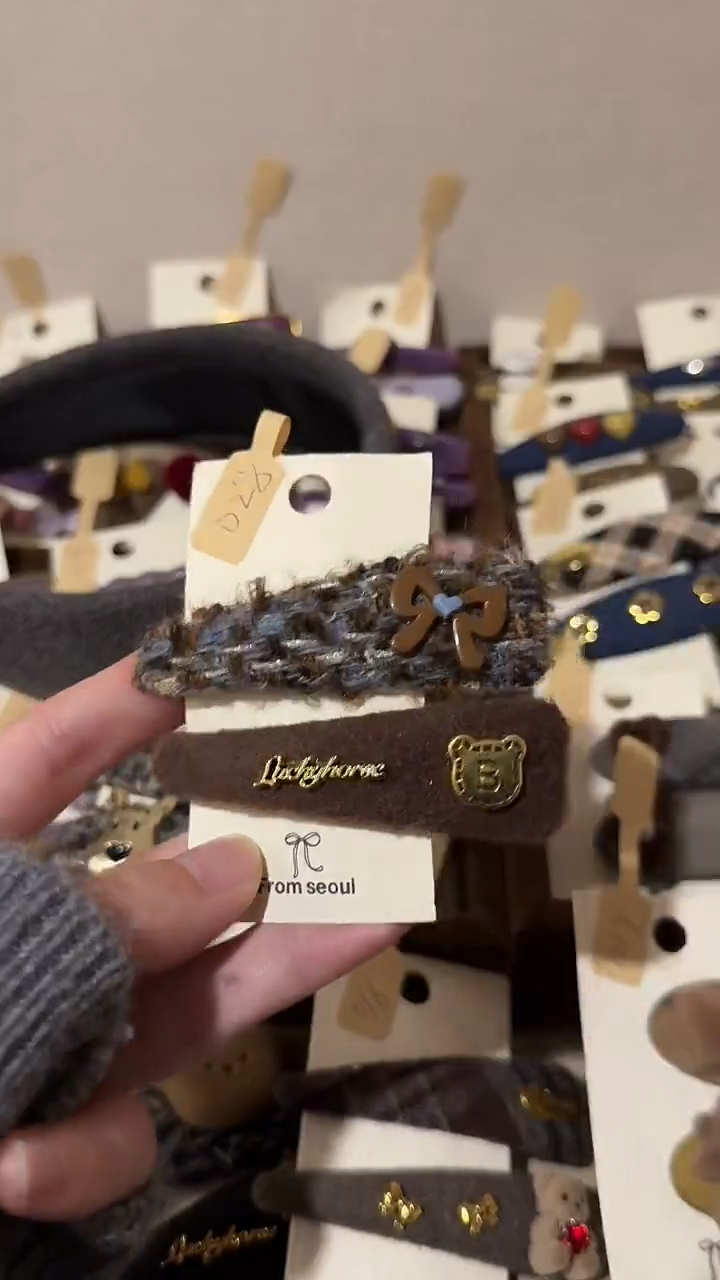 合金无格纹拉毛发夹