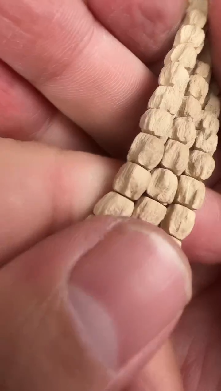 【闪购商品】柏香籽/百香籽吊坠TG0359