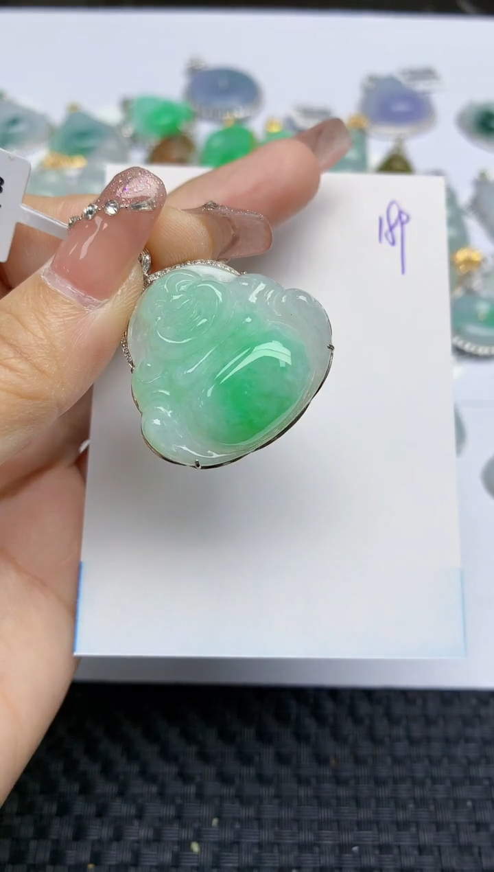 【闪购商品】翡翠颈饰18K金镶嵌天然A货翡翠 189