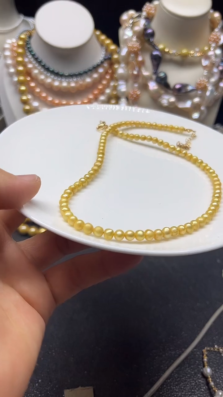 颈饰未镶嵌淡水珍珠多人