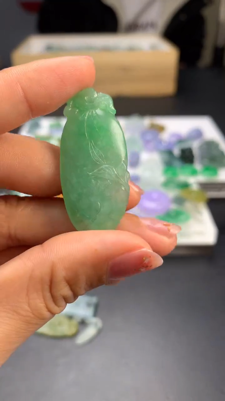 【闪购商品】定制翡翠未镶嵌           