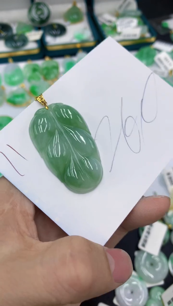 【闪购商品】翡翠颈饰18K金镶嵌1111111111