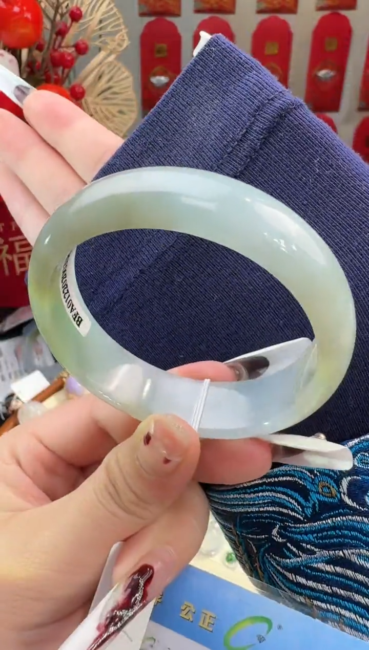 【闪购商品】翡翠手镯未镶嵌手镯